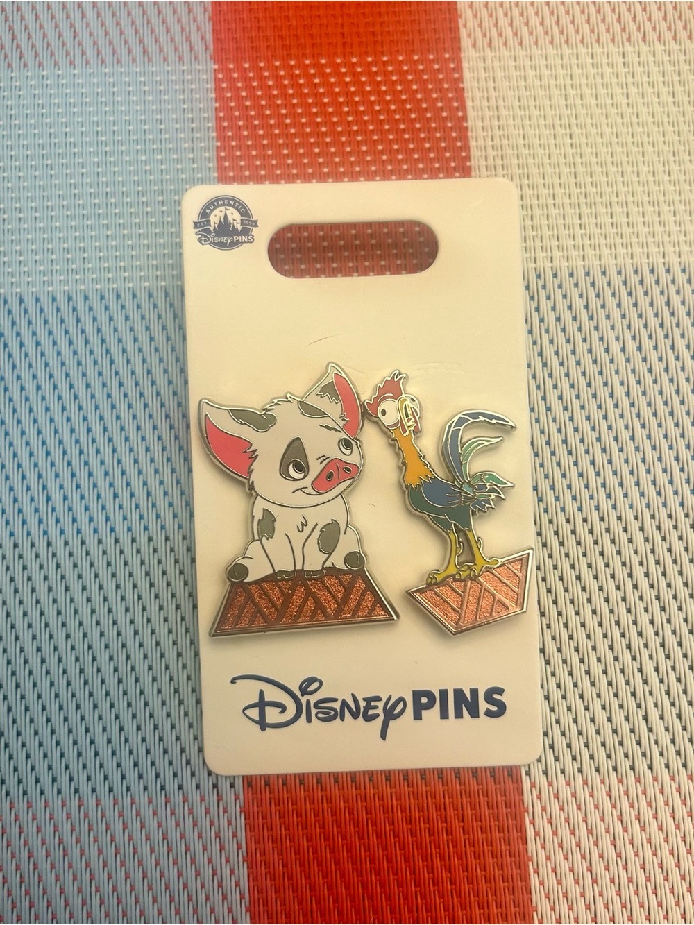 NWT ✨ Disney Pua & Hei Hei Enamel Pin Set